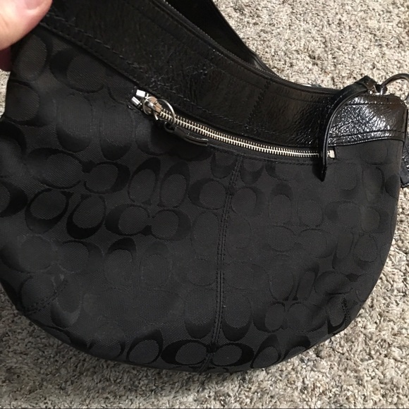 Coach Black Signature Purse - Picture 5 of 13